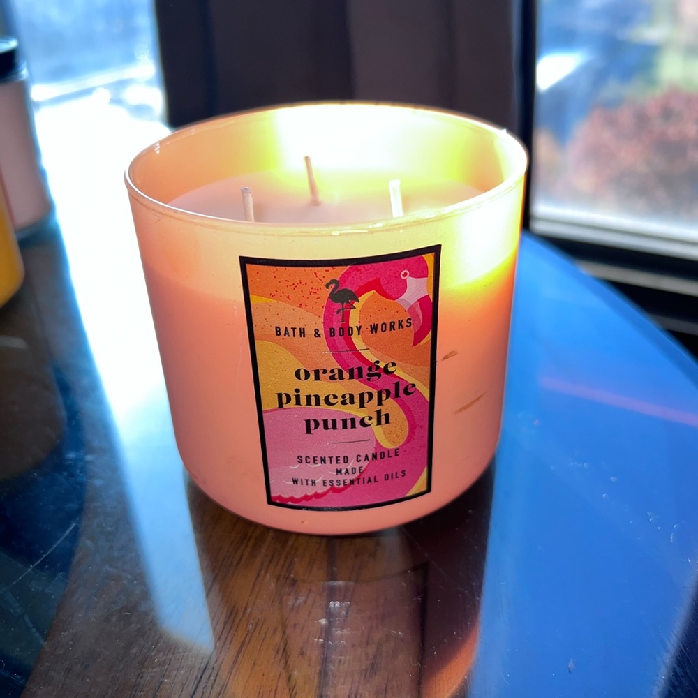Bath body works candle